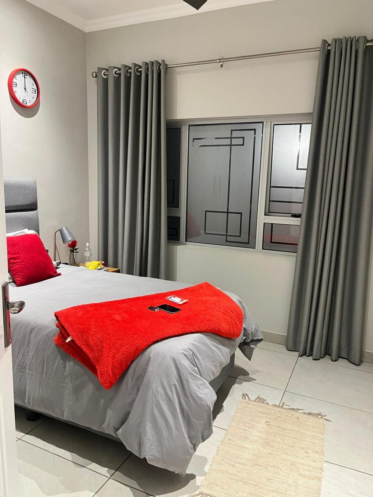 אלברטון Utopia Guest House מראה חיצוני תמונה